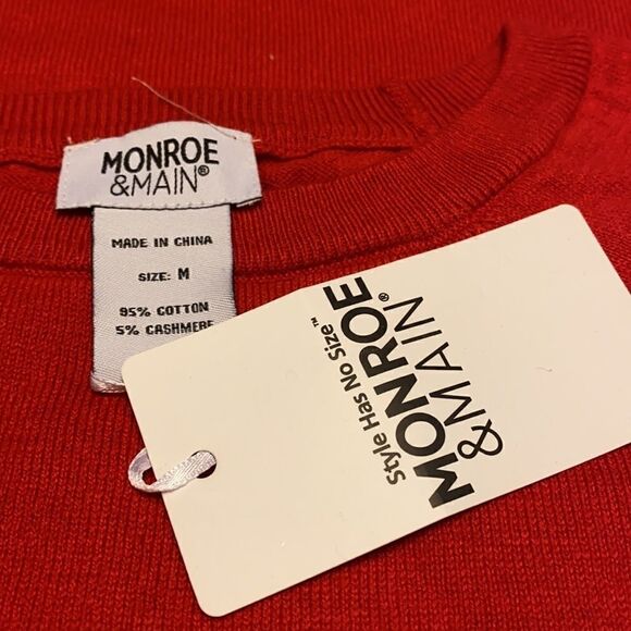 MONROE & MAIN Crew Neck Sweater - Picture 4 of 5